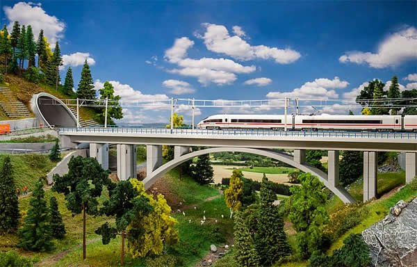 Faller 222573 N Scale Modern Concrete Arch Double-Track Railroad Bridge -- Kit - 26-1/16 x 3-1/2 x 5-7/16" 66.2 x 8.9 x 13.8cm Arch: 4" 10.2cm Tall