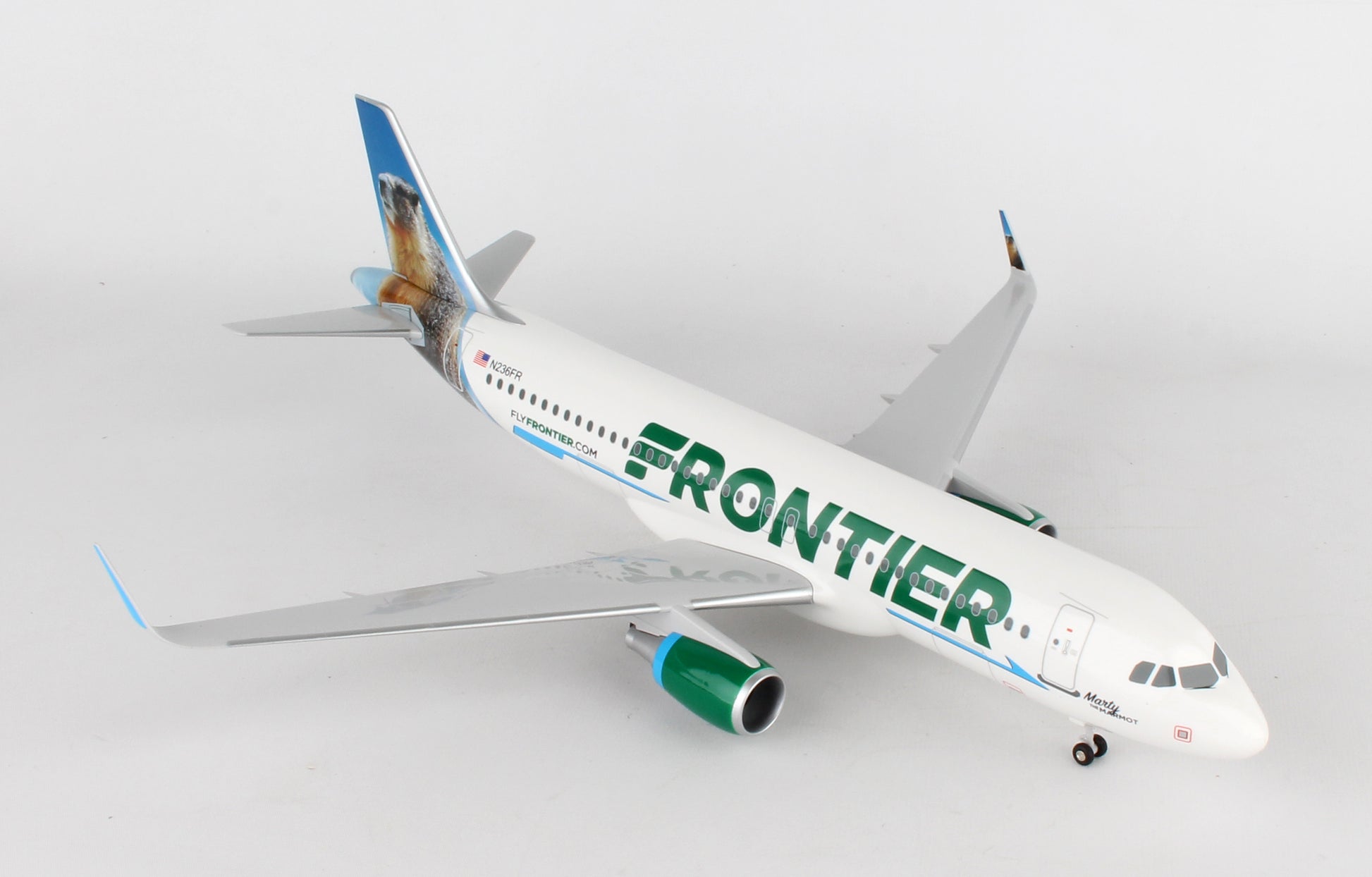 Skymarks Supreme SKR8330 Skymarks Frontier A320 1/100 Marty The Marmot W/Wood Stand&G