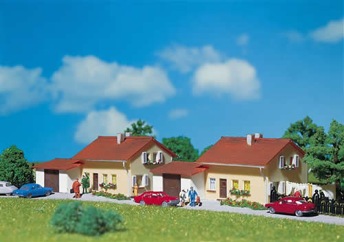 Faller 232222 N Scale Two Suburban Homes w/Garage -- 1-3/4 x 3-1/8" 2 x 7.8cm