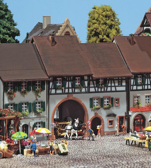 Faller 232374 N Scale Schwabentor Townhouse -- 3-3/8 x 2-1/16" 8.6 x 5.3 cm