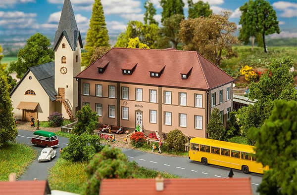 Faller 232383 N Scale Old Town School -- Kit - 6-1/2 x 3-1/4 x 3-3/8" 16.5 x 8.2 x 8.6cm