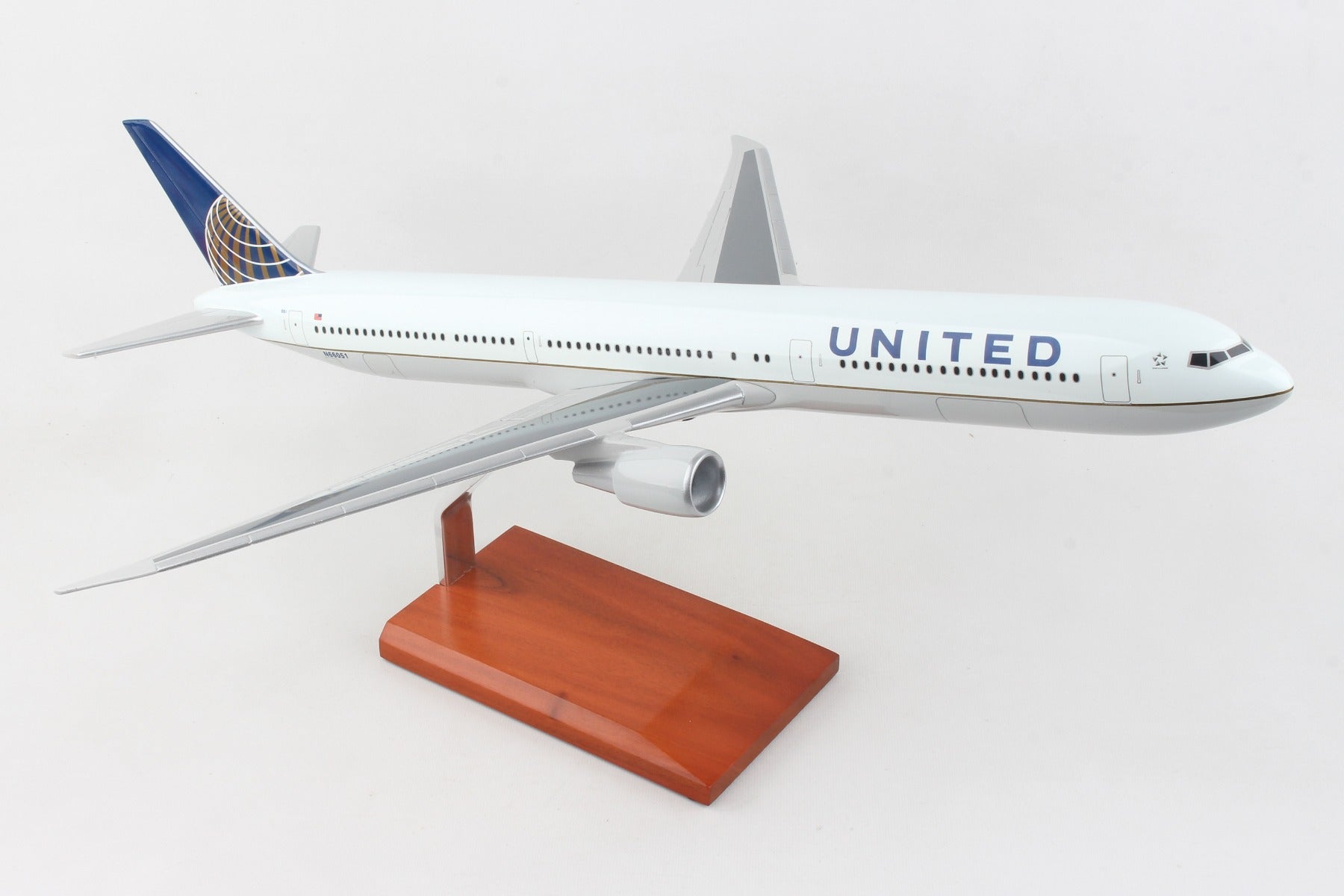 Executive Series G36010 Exec Ser United 767-400 1/100 Post Continental Merger (Kb767