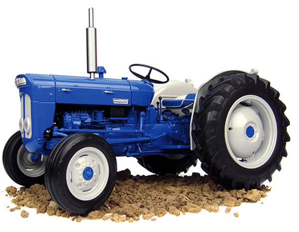 Universal Hobbies 2900 1/16 Scale Fordson Super Dexta New Performance Tractor