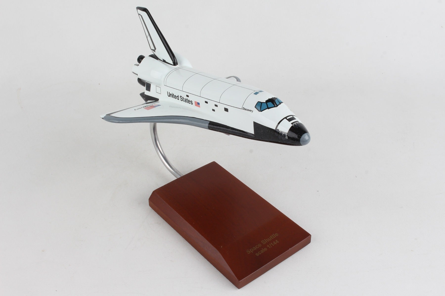 Executive Series E0514 Exec Ser Orbiter (M) 1/144 Discovery (Kynasaot)