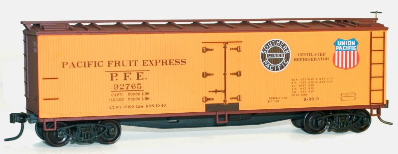 Accurail 4833 Ho 40' Wood Reefer Pfe