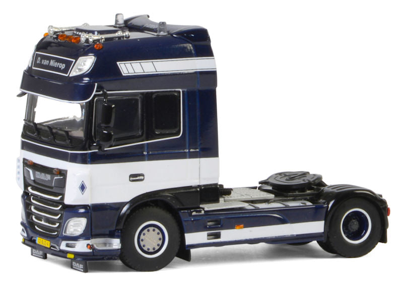 WSI 302422 1/50 Scale D. Van Nierop - Daf Xf Super Space