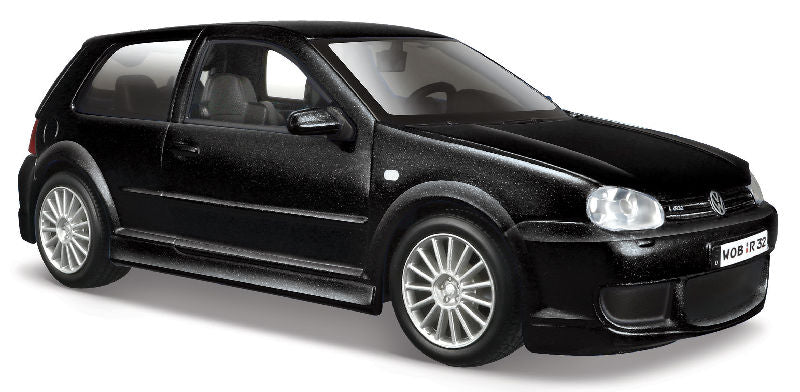 Maisto 31290BK 1/24 Scale Volkswagen Golf R32
