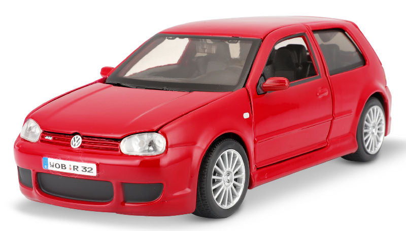 Maisto 31290R 1/24 Scale Volkswagen Golf R32