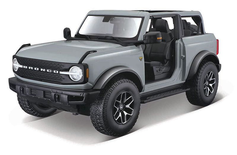 Maisto 31457GY 1/18 Scale 2021 Ford Bronco Badlands without Doors