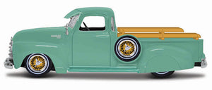 Maisto 32545GR 1/24 Scale 1950 Chevrolet 3100 Lowriders Pickup Truck