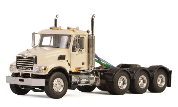 WSI 33-2018 1/50 Scale Mack Granite 8x4 Day Cab