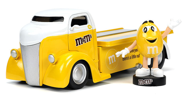 Jada Toys 33425 1/24 Scale M&M's - 1947 Ford COE Flatbed