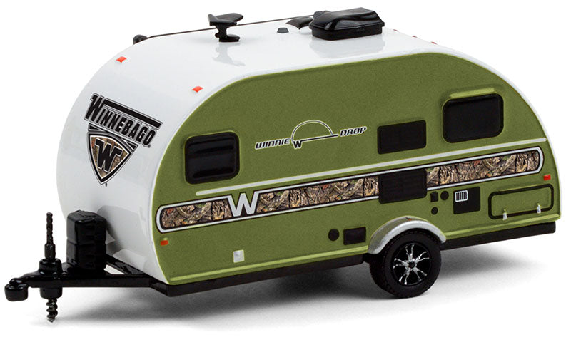 Greenlight 34100-C 1/64 Scale 2017 Winnebago Winnie Drop