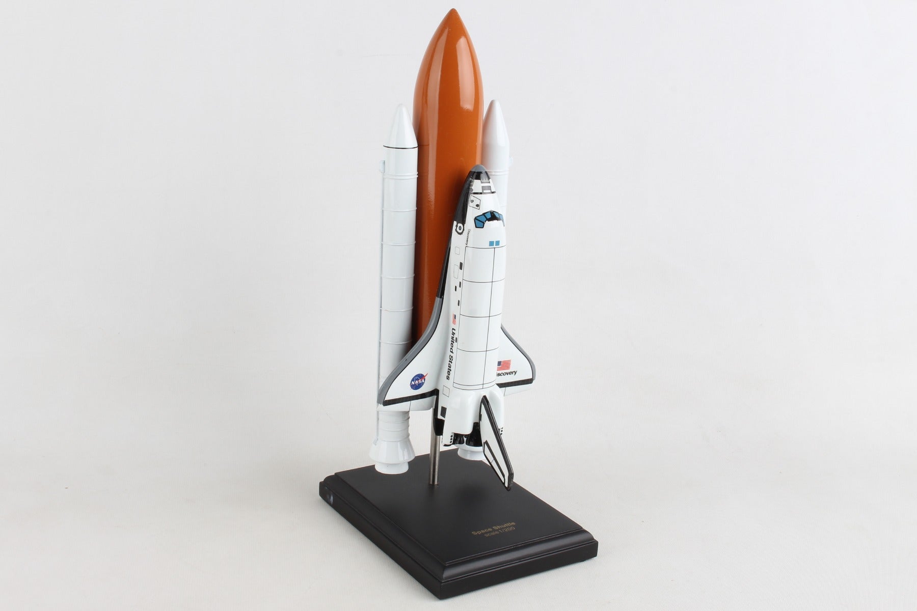Executive Series E0220 Exec Ser Space Shuttle Full Stack 1/200 Discovery (Kynasaltp