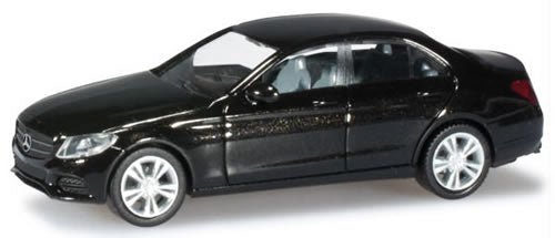 Herpa 38324 HO Scale Mercedes-Benz C Class Sedan Avantgarde - Assembled -- Various Metallic Colors