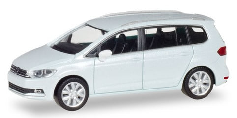 Herpa 38492 HO Scale Volkswagen Touran - Assembled -- Various Metallic Colors