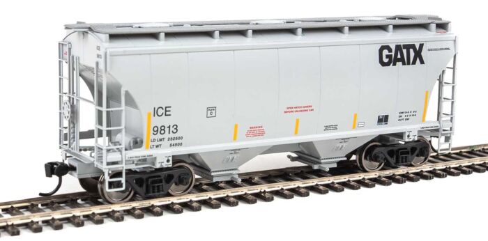Walthers Mainline 910-7558 HO Scale 39' Trinity 3281 2-Bay Covered Hopper - Ready to Run -- Iowa, Chicago & Eastern w/GATX Logo #9813