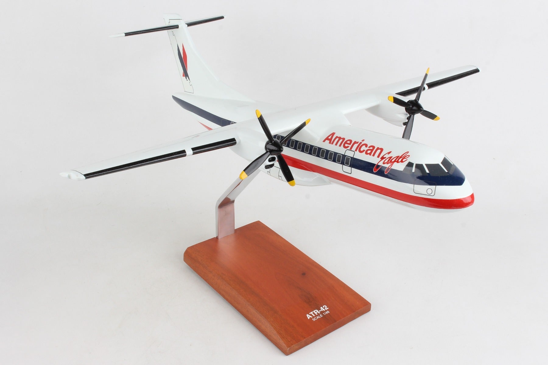 Executive Series G5148 Exec Ser American Eagle Atr-42 1/48 (Katr42Aet)