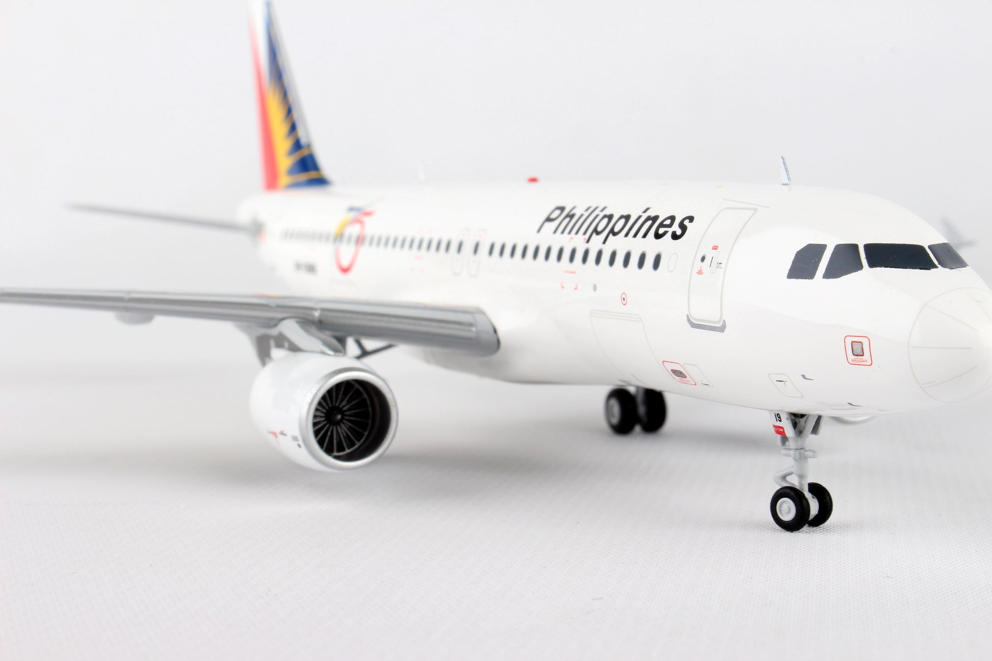 Gemini Jets 1/200 G2PAL616 Gemini200 Philippine A320 1/200 75Th Anniversary Rp-C8619