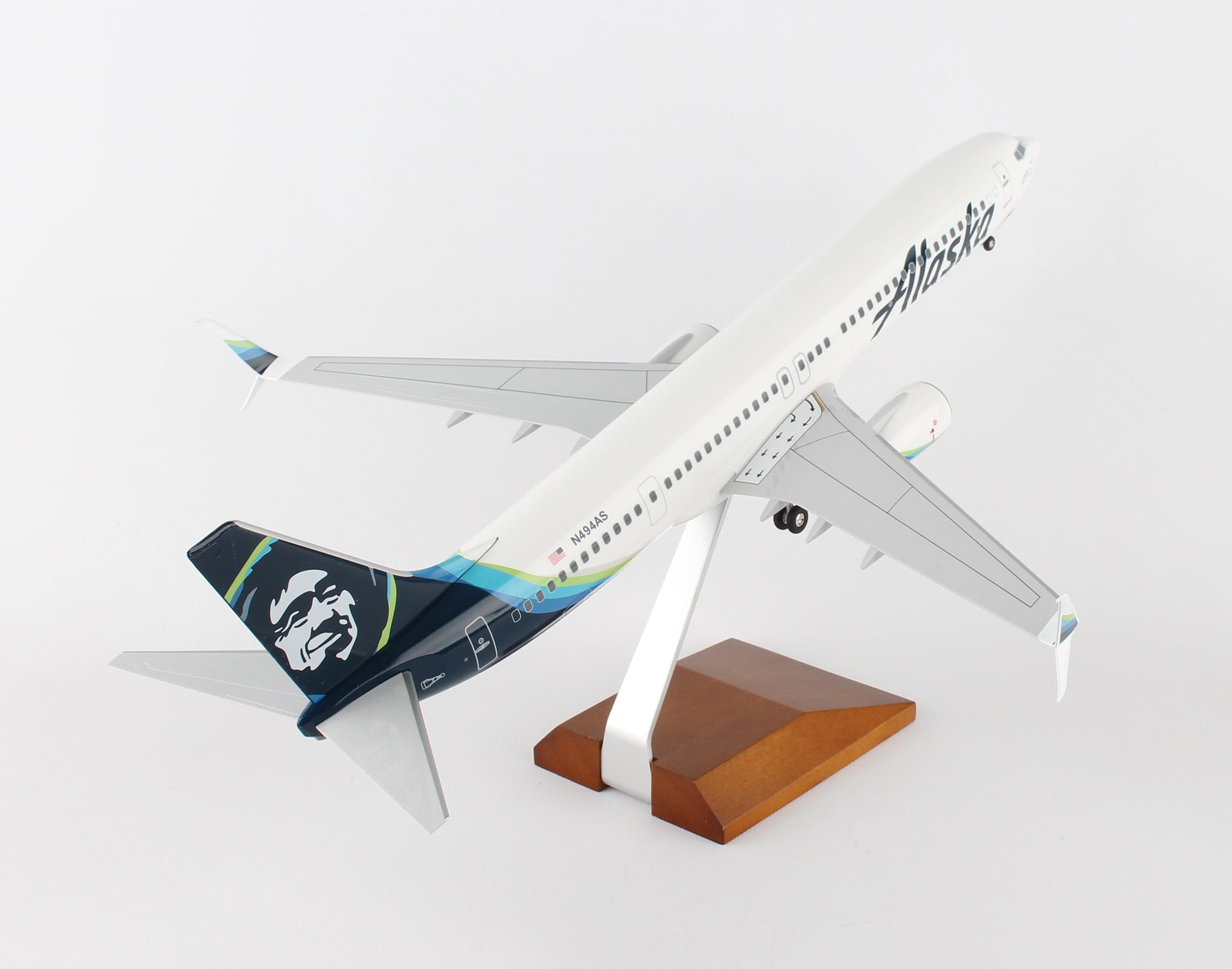 Skymarks Supreme SKR8259 Skymarks Alaska 737-900 1/100 New 2016 Livery W/Wood Stand&G