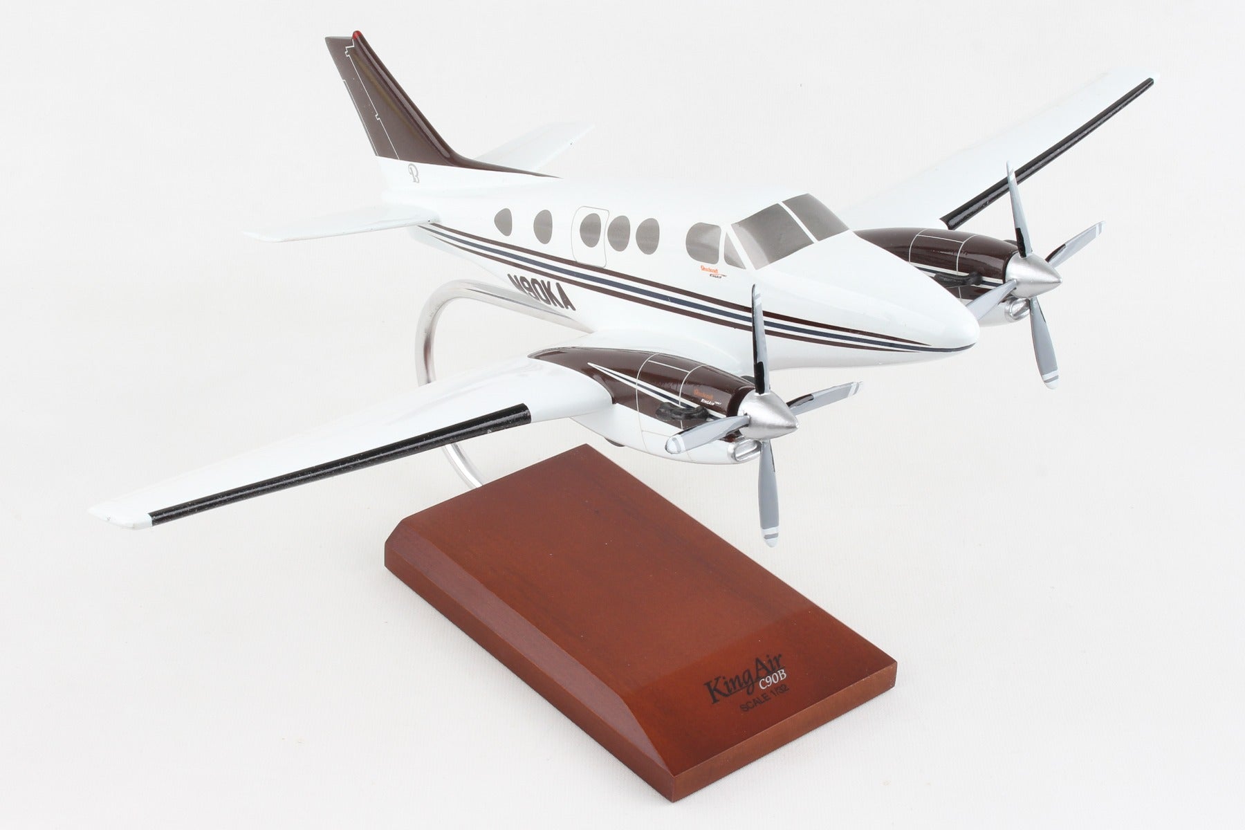 Executive Series H3732 Exec Ser King Air C-90 1/32 (Kc90Katr)