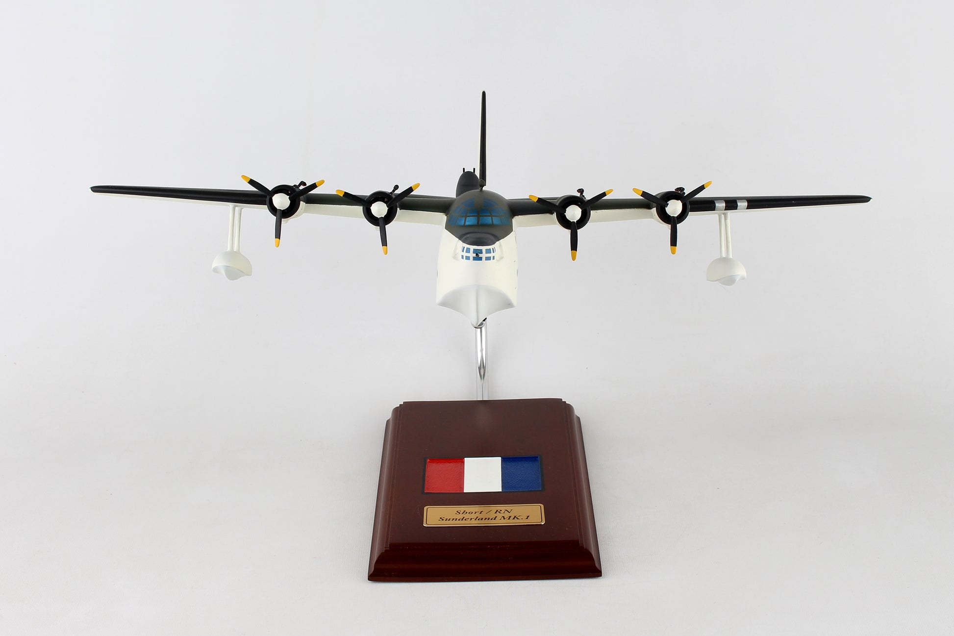 Executive Series ESFN018 Exec Ser Sunderland Mkiii Seaplane 1/72 (Fbsfbte)