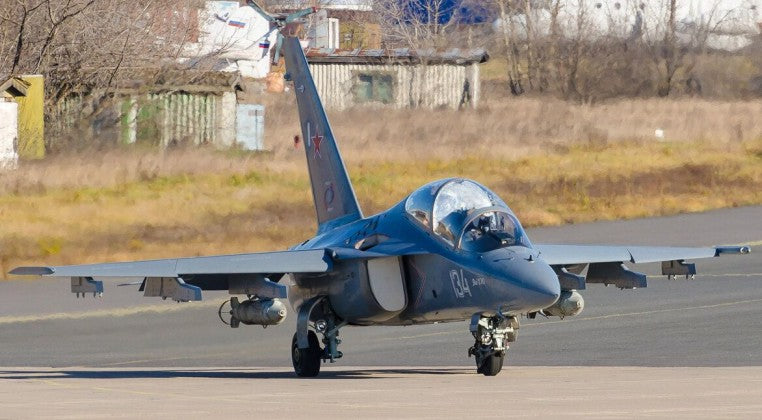 Zvezda 4818 1/48 Russian Yak130 Light Bomber