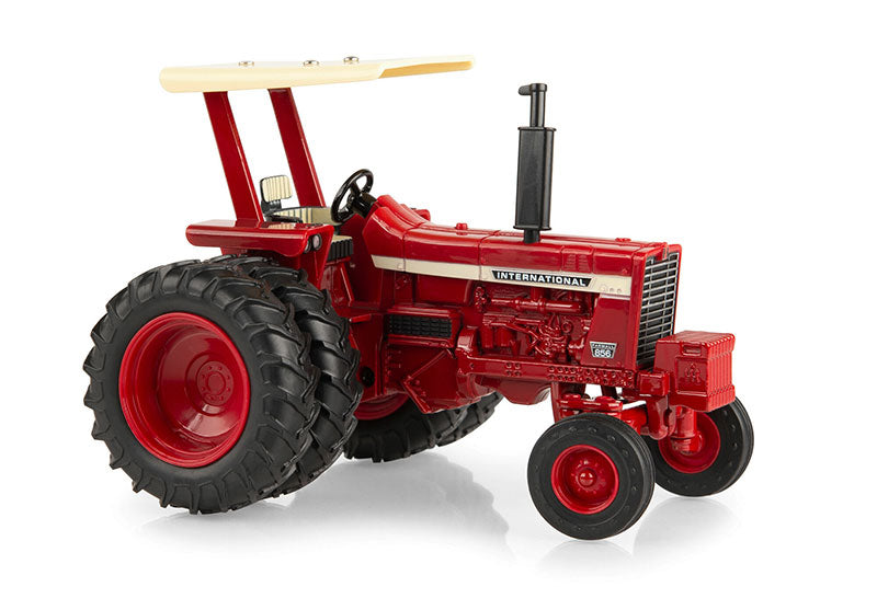 Ertl 44271 1/32 Scale Farmall 856 Tractor