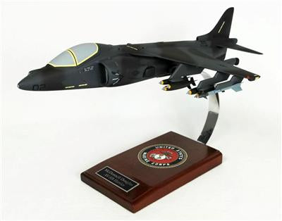 Executive Series C70320 Exec Ser Av-8B Harrier Ii Usmc 1/30 (Cah1)