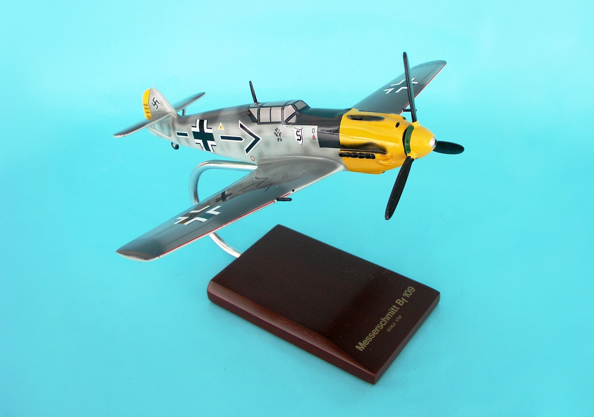 Executive Series F0332 Exec Ser Me-109F 1/32 (Fgm109T)