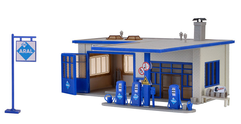 Vollmer 45156 1/87 Scale ARAL Gas Station -