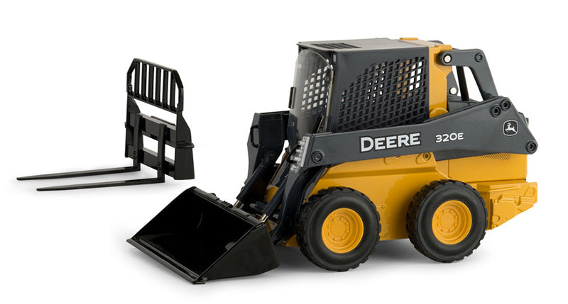 Ertl 45461 1/16 Scale John Deere 320E Wheeled Skid Steer