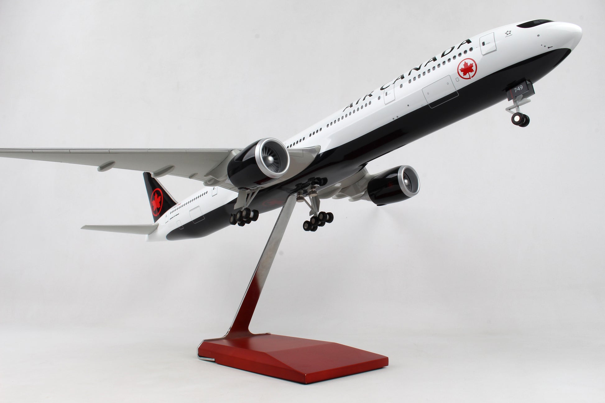 Skymarks Supreme SKR9405 Skymarks Air Canada 777-300 1/100 W/Wood Stand & Gear