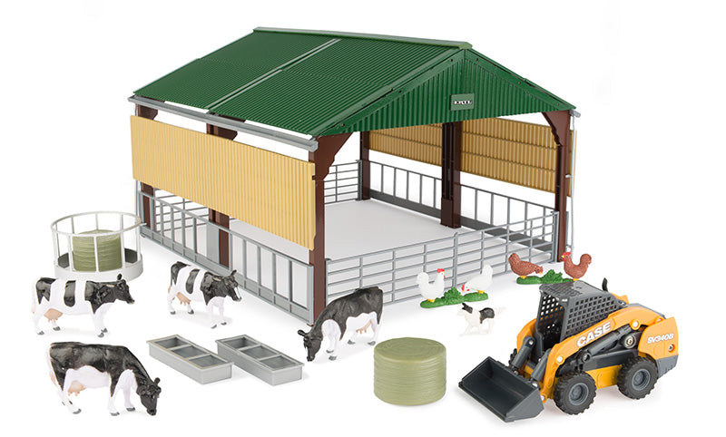 Ertl 47251 1/32 Scale Livestock Building Playset Playset includes: Livestock Building Case
