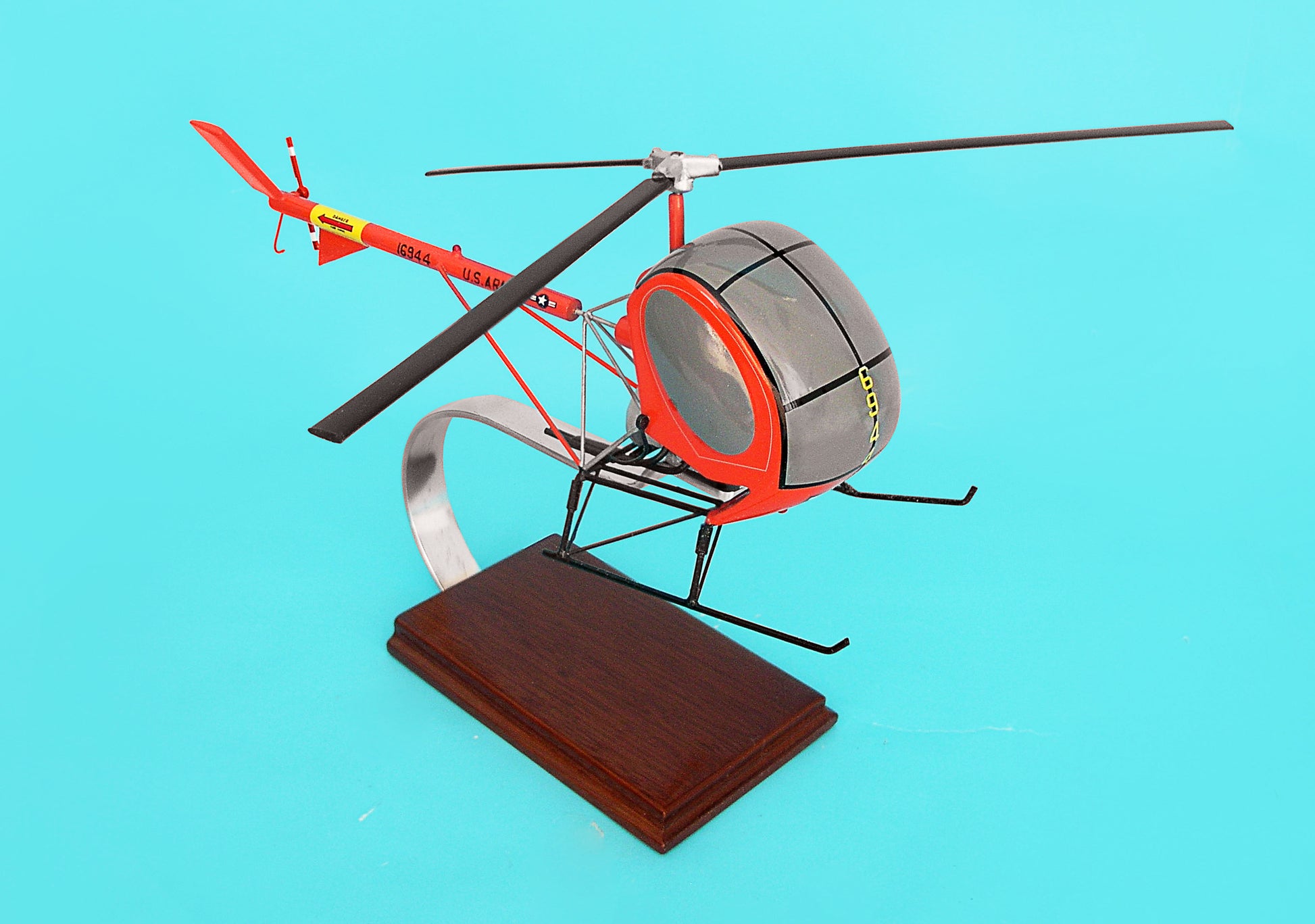 Executive Series H8383 Exec Ser Th-55 Trainer 1/30 (Hth55)