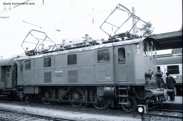 Piko 51412 HO Scale 1/87 E 32 Electric DB III Sound