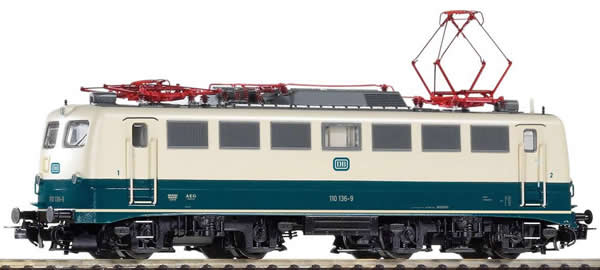 Piko 51736 HO Scale 1/87 BR 110 Electric DB IV Blue-Beige
