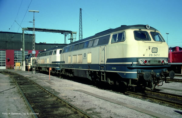 Piko 52408 HO Scale 1/87 BR 216 Diesel DB IV Beige/Blue