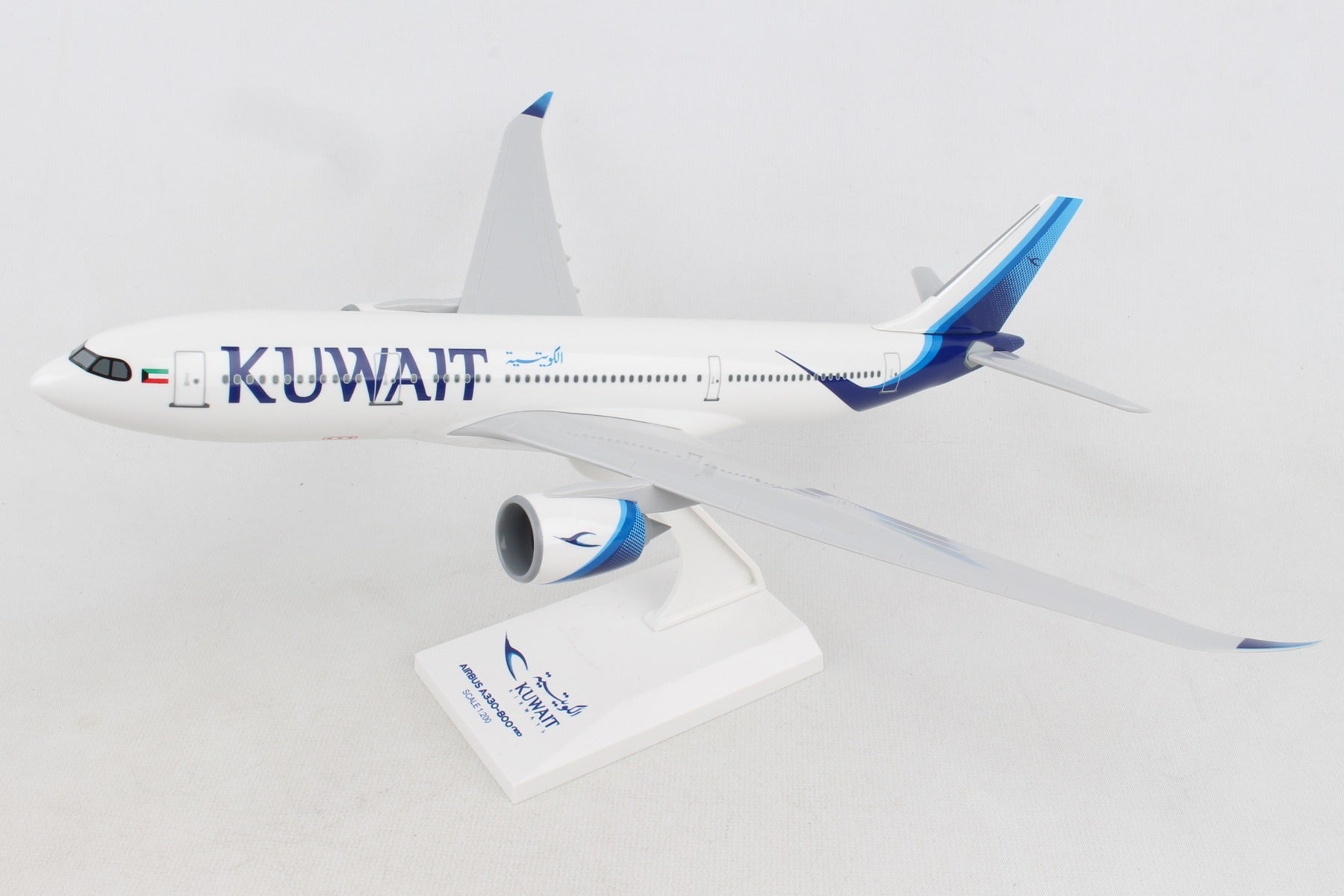 Skymarks SKR1018 Skymarks Kuwait A330-800Neo 1/200