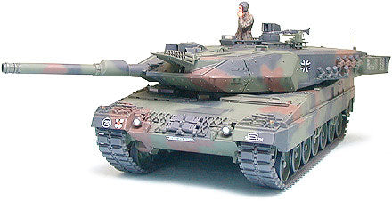Tamiya 35242 1/35 Leopard 2A5 MBT