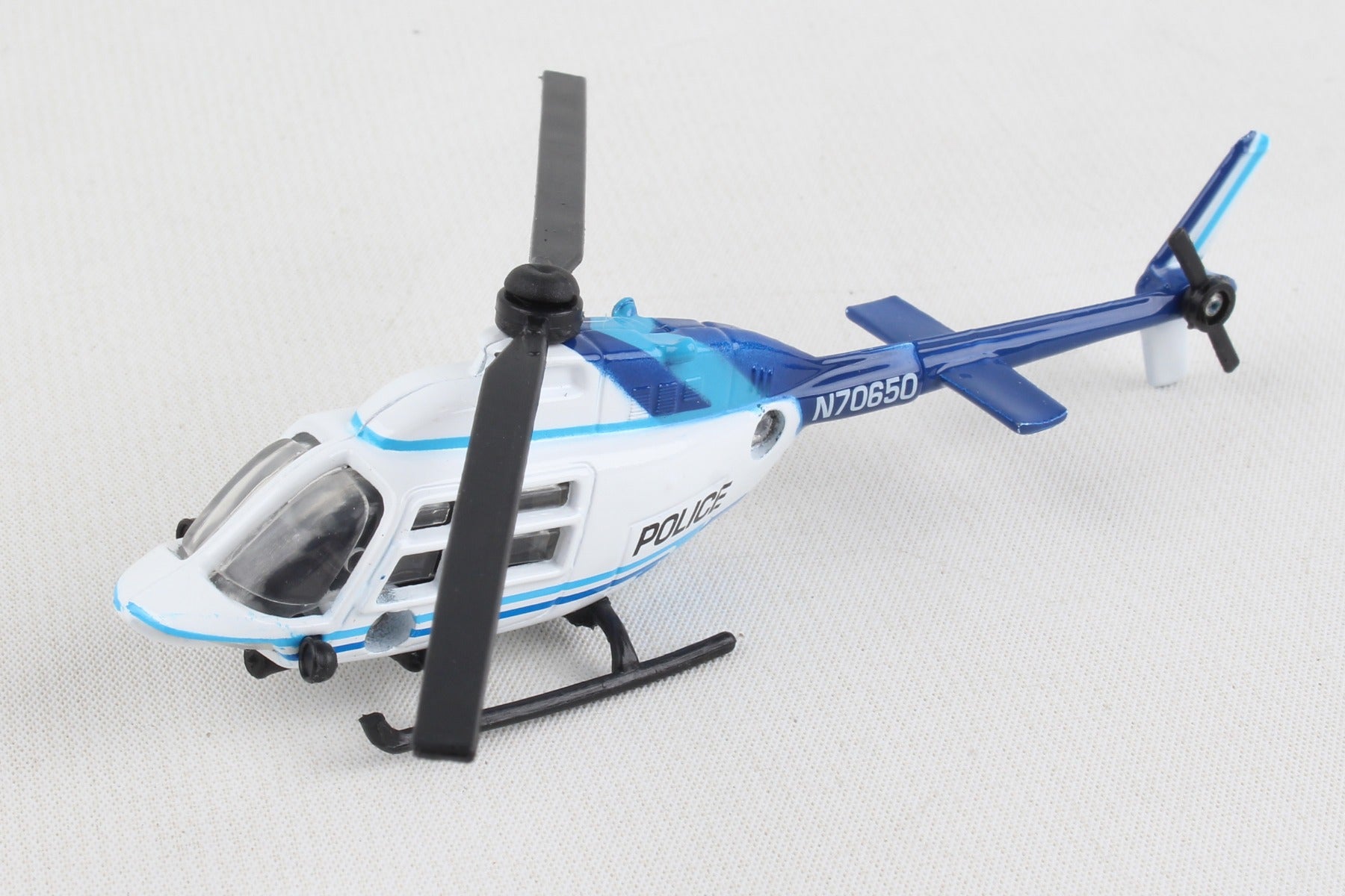 Daron Runway 24 RW055 Runway24 Police Bell 206 Jetranger