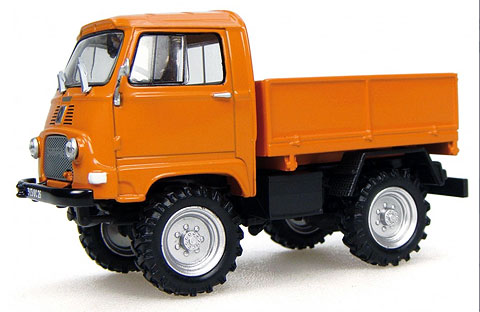 Universal Hobbies 6055 1/43 Scale Sinpar Castor 1200