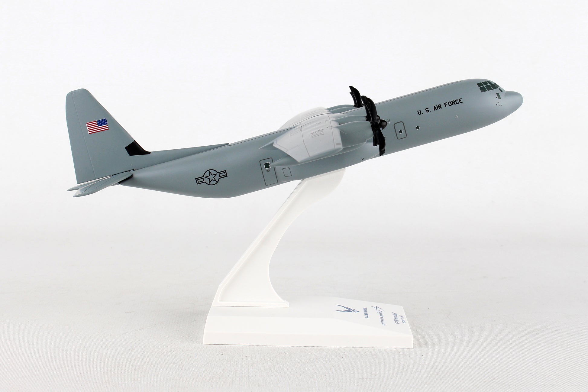 Skymarks SKR943 Skymarks Usaf C-130 1/150