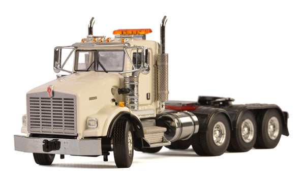 WSI 33-2016 1/50 Scale Kenworth T800 8X4 Day Cab