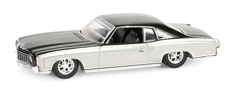 Greenlight 63060-F 1/64 Scale 1972 Chevrolet Monte Carlo