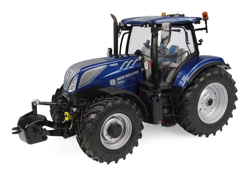 Universal Hobbies 6364 1/32 Scale New Holland T7.210 Bluepower Tractor Made of diecast