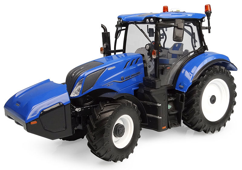 Universal Hobbies 6402 1/32 Scale New Holland T6.180 Methane Power Tractor Made of