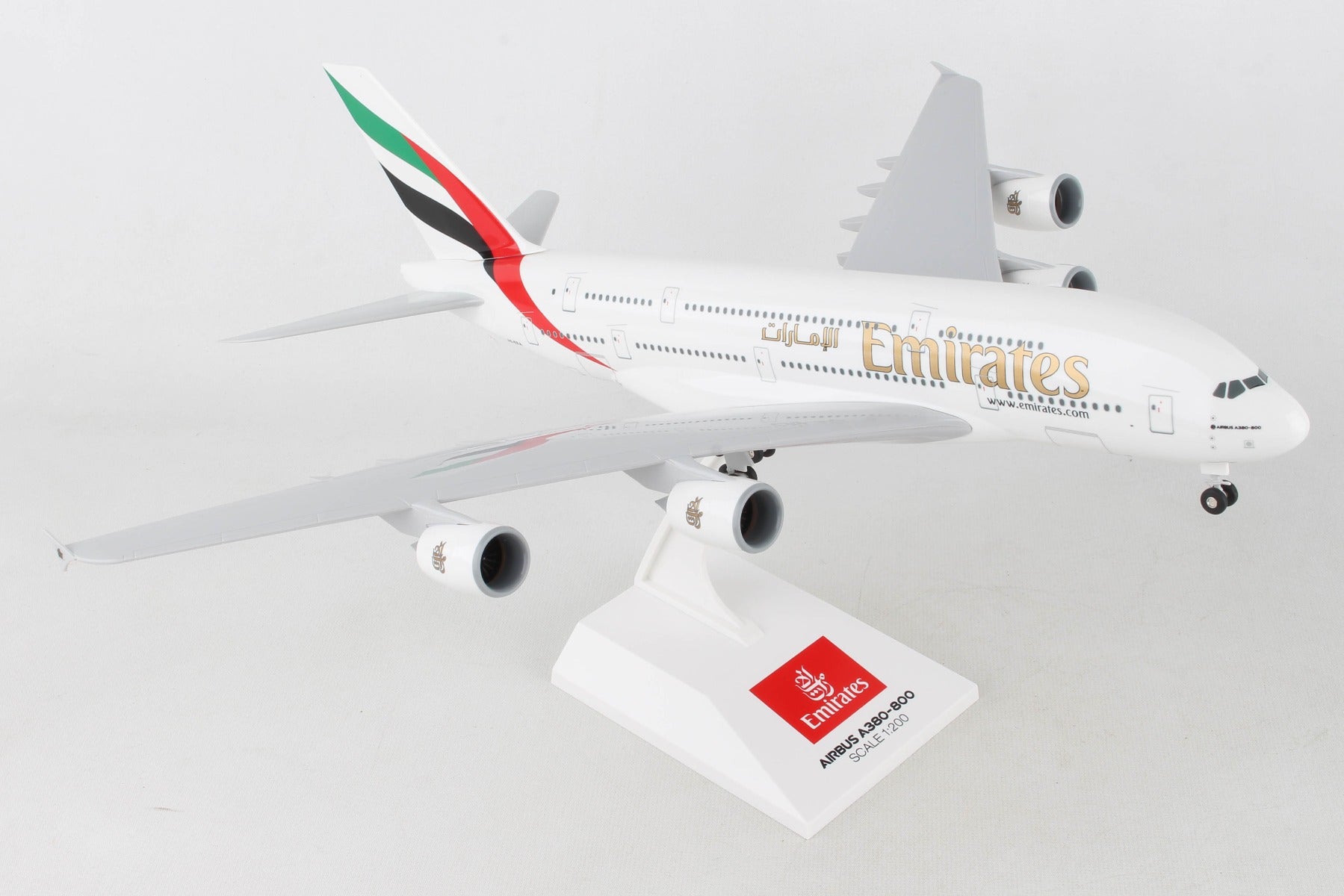 Skymarks SKR698 Skymarks Emirates A380-800 1/200 W/Gear