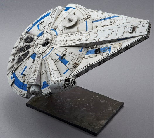 Bandai 2419260 1/144 Star Wars Solo A Star Wars Story: Millennium Falcon Lando Calrissian Version