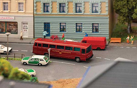 Faller 162009 N Scale Operating Bus Starter Set - Car System -- Mercedes-Benz O 402 Bus, Charger, Road Building Materials